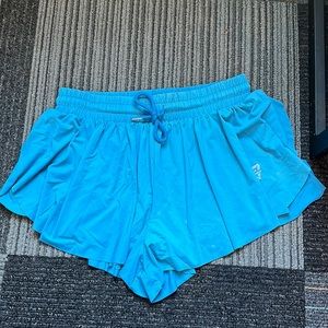 Women’s Flowy Athletic Shorts Size Large